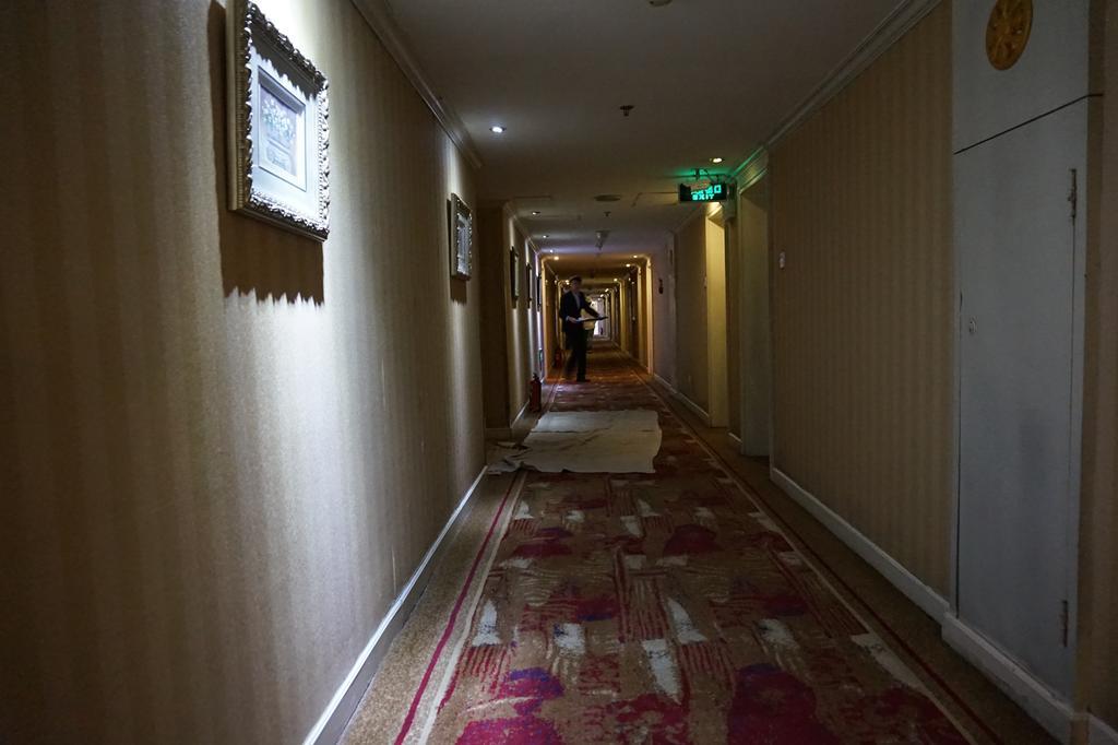 Tianzhi Hotel Harbin Buitenkant foto
