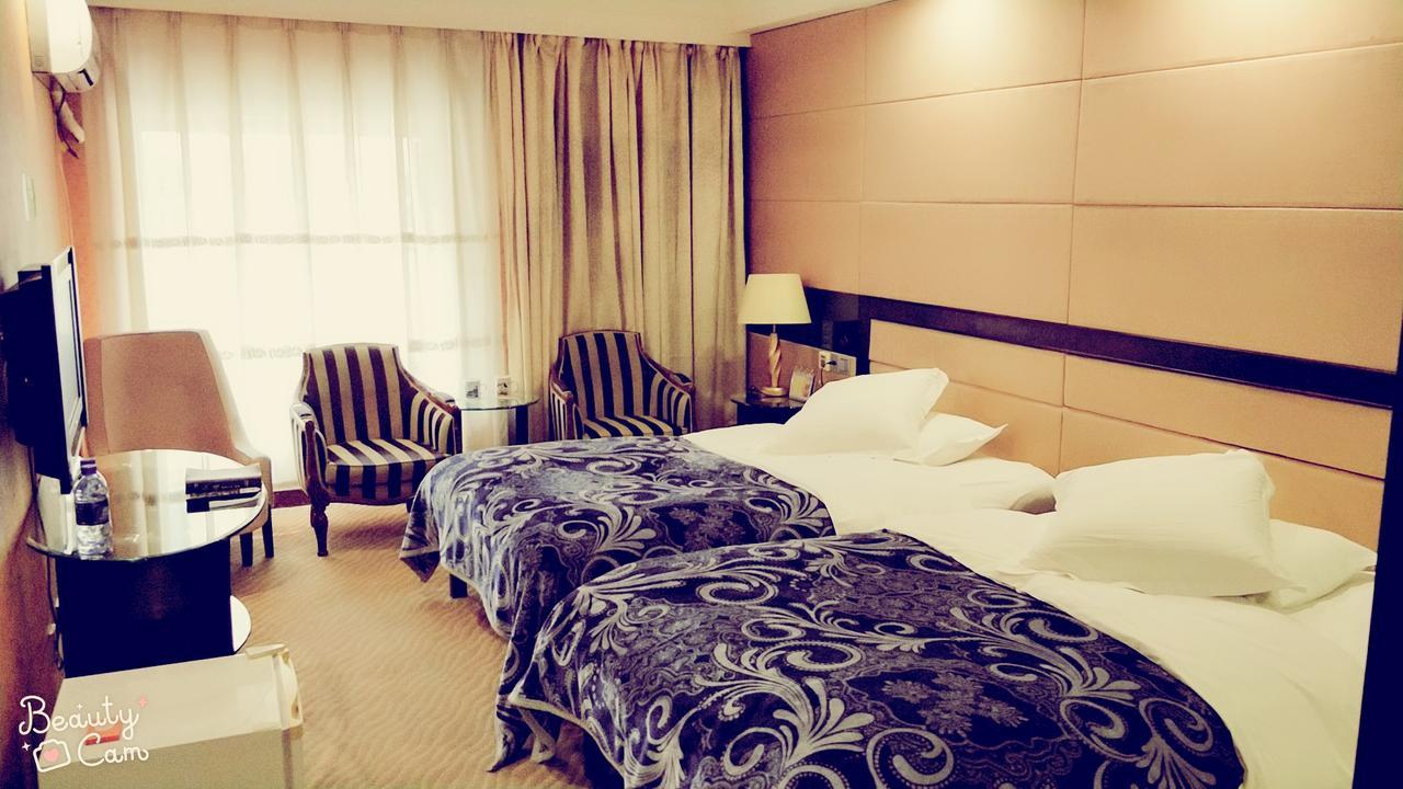 Tianzhi Hotel Harbin Buitenkant foto
