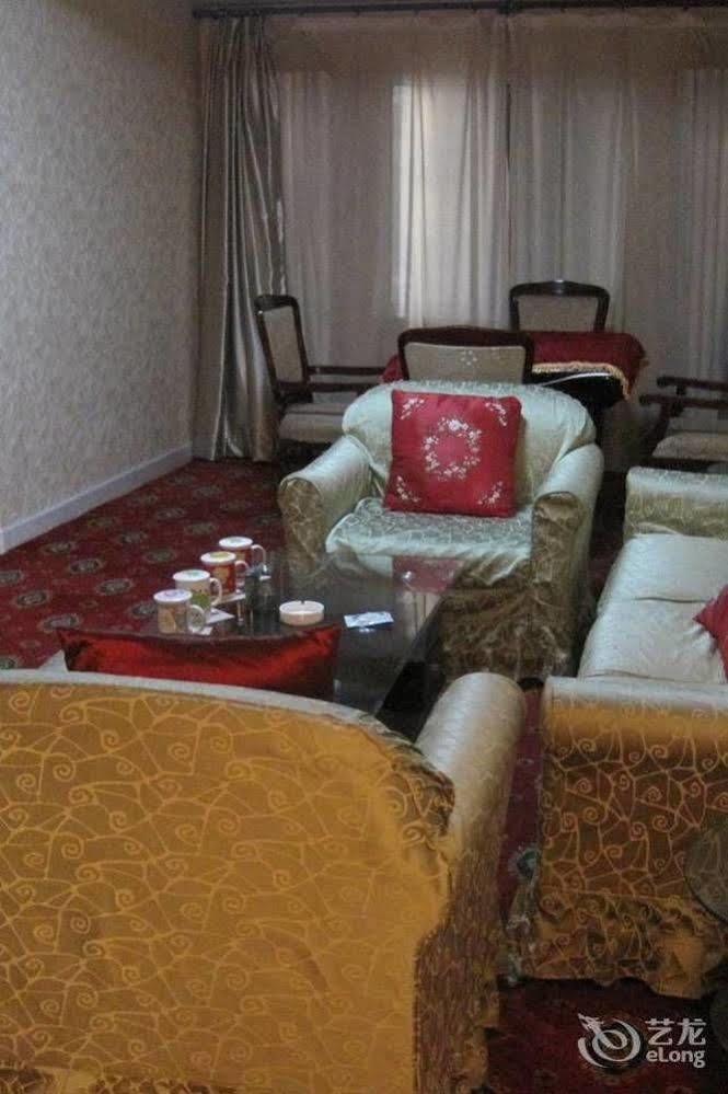 Tianzhi Hotel Harbin Buitenkant foto